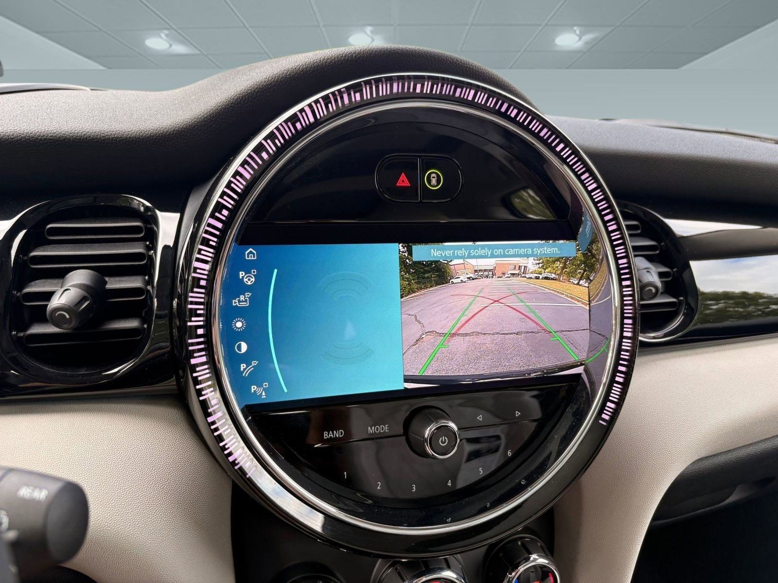 Used 2024 MINI Cooper SE image 31