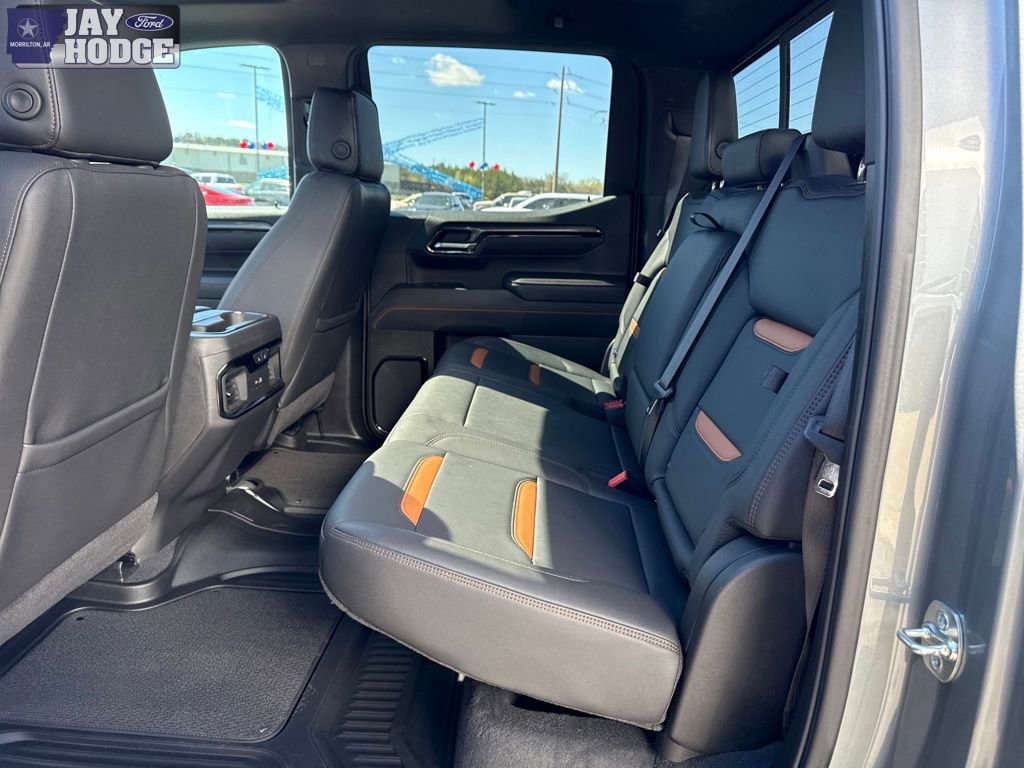 Used 2025 GMC Sierra 1500 AT4 w/ AT4 Premium Package AWD/4WD image 29