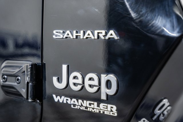 Used 2020 Jeep Wrangler Unlimited Sahara image 17