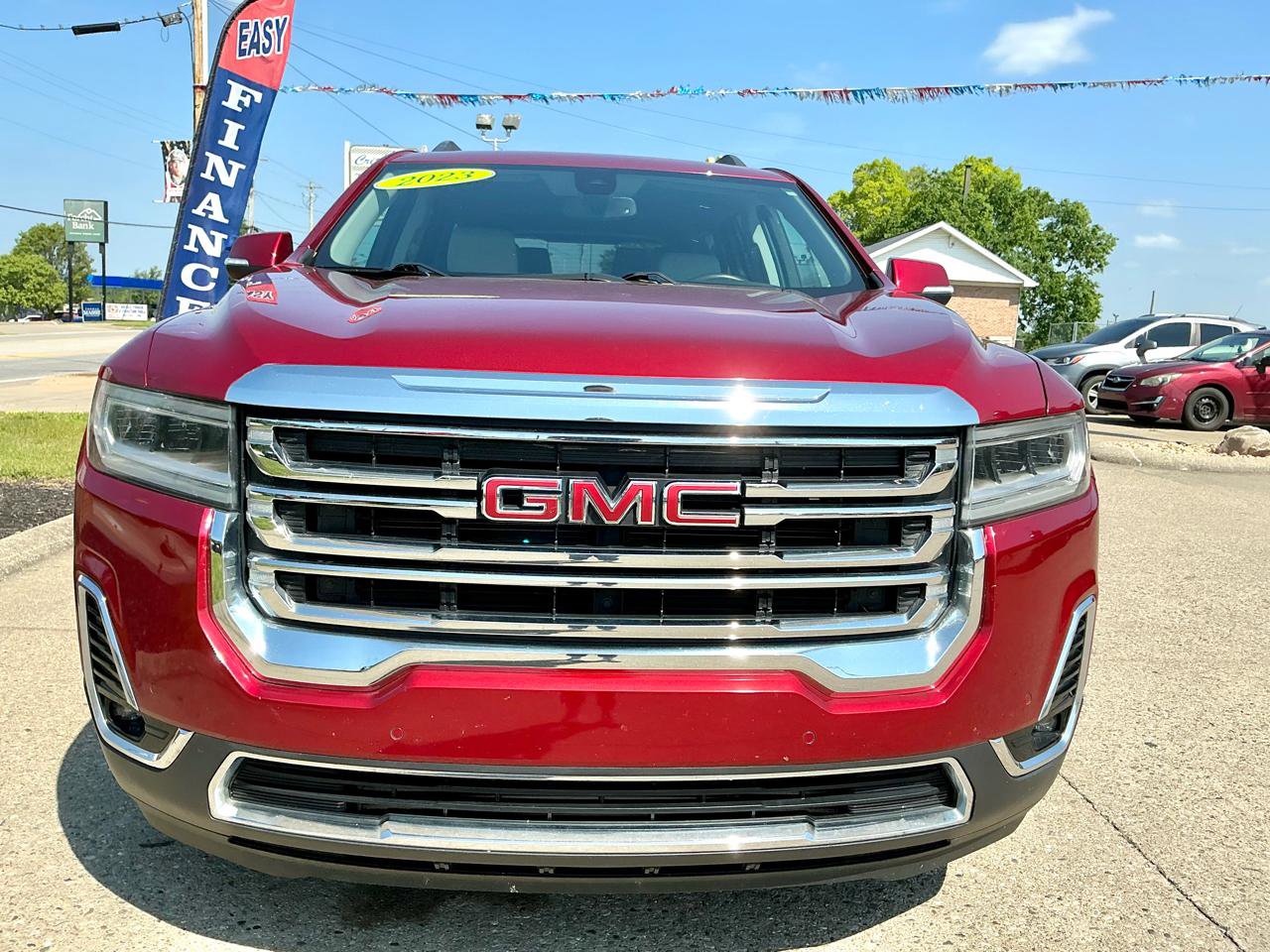 Used 2023 GMC Acadia SLT FWD image 30