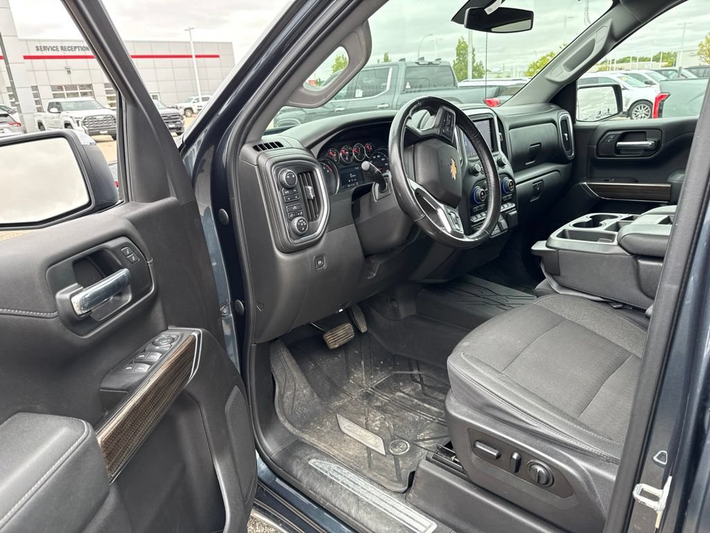 Used 2019 Chevrolet Silverado 1500 LT w/ All-Star Edition AWD/4WD image 11