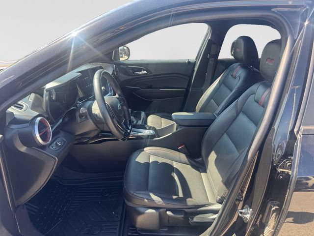 Certified 2025 Chevrolet Trax RS w/ Driver Confidence Package FWD image 11