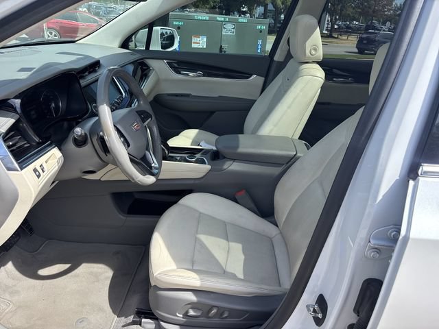 Used 2020 Cadillac XT6 Premium Luxury FWD image 17