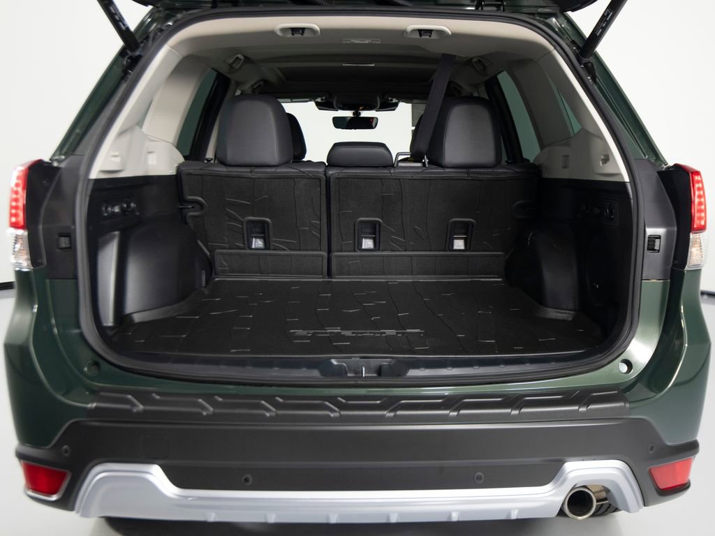 Used 2024 Subaru Forester Touring w/ POP Package 3 AWD/4WD image 34