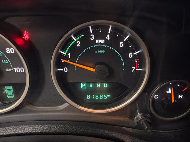 Used 2016 Jeep Wrangler Sahara AWD/4WD image 18