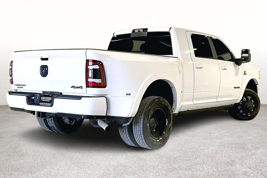 Used 2024 RAM 3500 Limited image 2