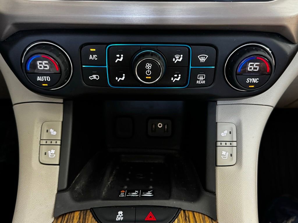 Used 2019 GMC Acadia Denali w/ Technology Package FWD image 20