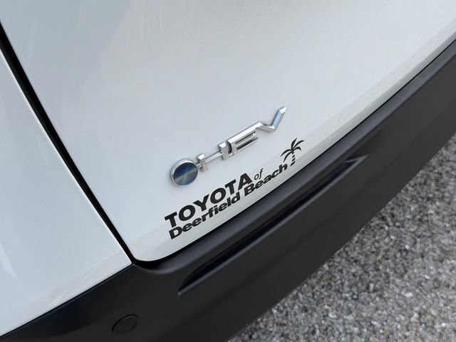 Certified 2026 Toyota Sienna XLE FWD image 15