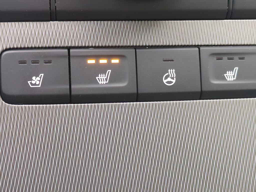 Used 2022 Hyundai Palisade Calligraphy image 33