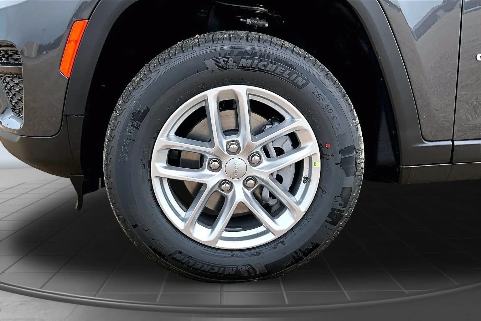 New 2026 Jeep Grand Cherokee Laredo X AWD/4WD image 12