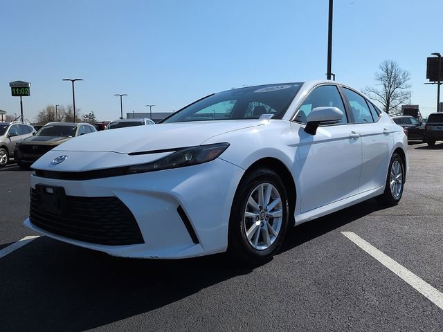 Certified 2025 Toyota Camry LE image 3
