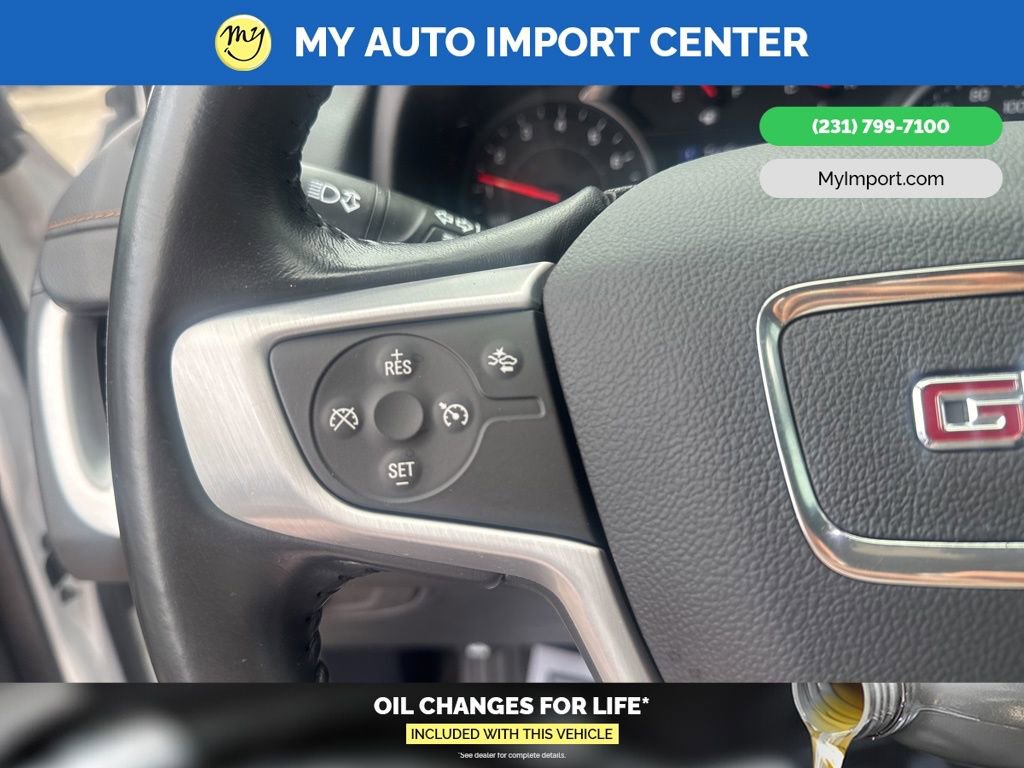Used 2020 GMC Terrain SLE w/ Elevation Edition FWD image 16