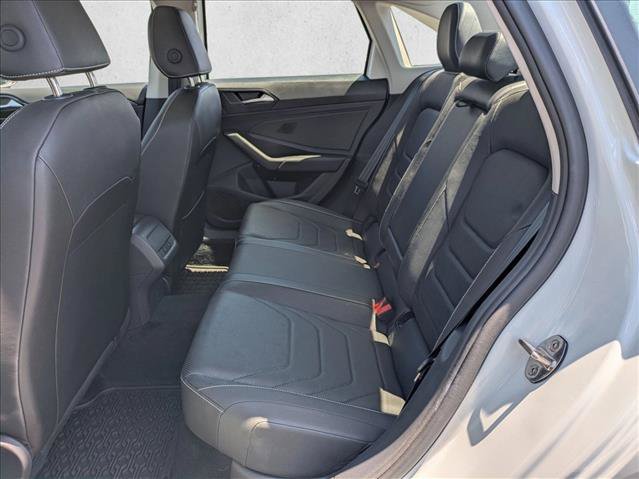 Used 2024 Volkswagen Jetta SEL FWD image 18