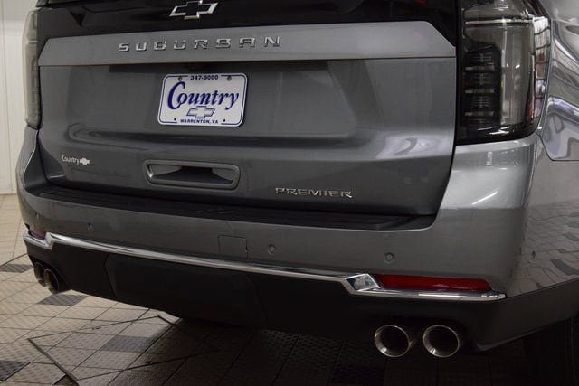 New 2026 Chevrolet Suburban Premier w/ Sun And Tow Package AWD/4WD image 21