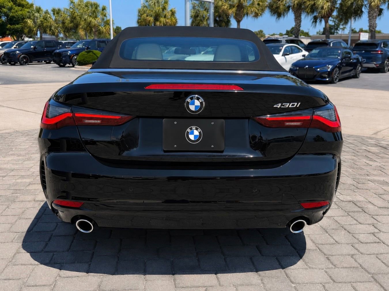 Used 2024 BMW 430i Convertible w/ Convenience Package RWD image 8