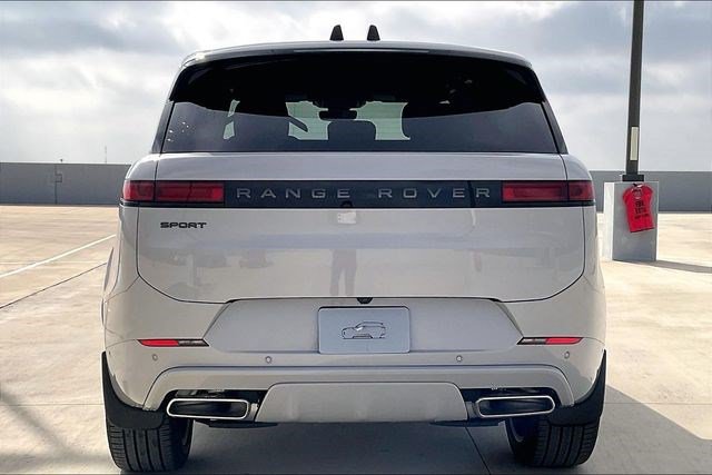 Certified 2026 Land Rover Range Rover Sport Dynamic SE AWD/4WD image 4