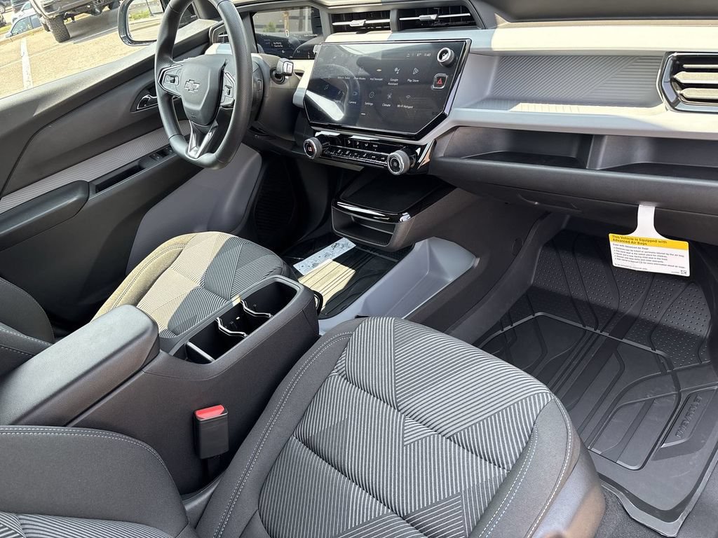New 2027 Chevrolet Bolt LT w/ LPO, All-Weather Package FWD image 29
