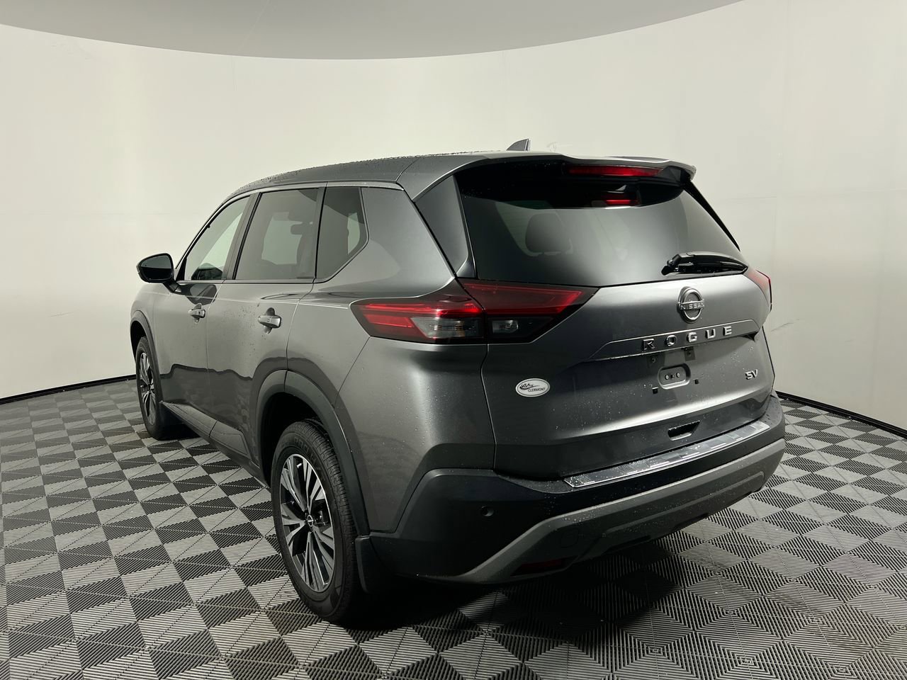 Used 2022 Nissan Rogue SV FWD image 5