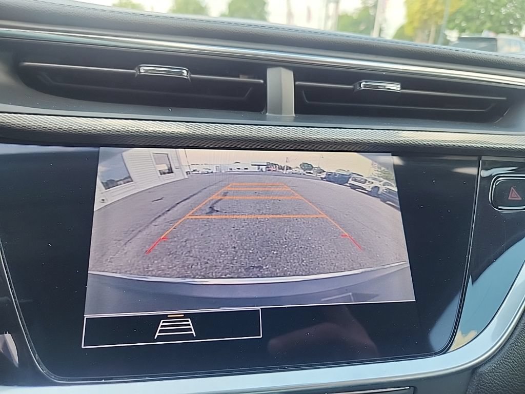 Certified 2020 Buick Encore GX Essence FWD image 19