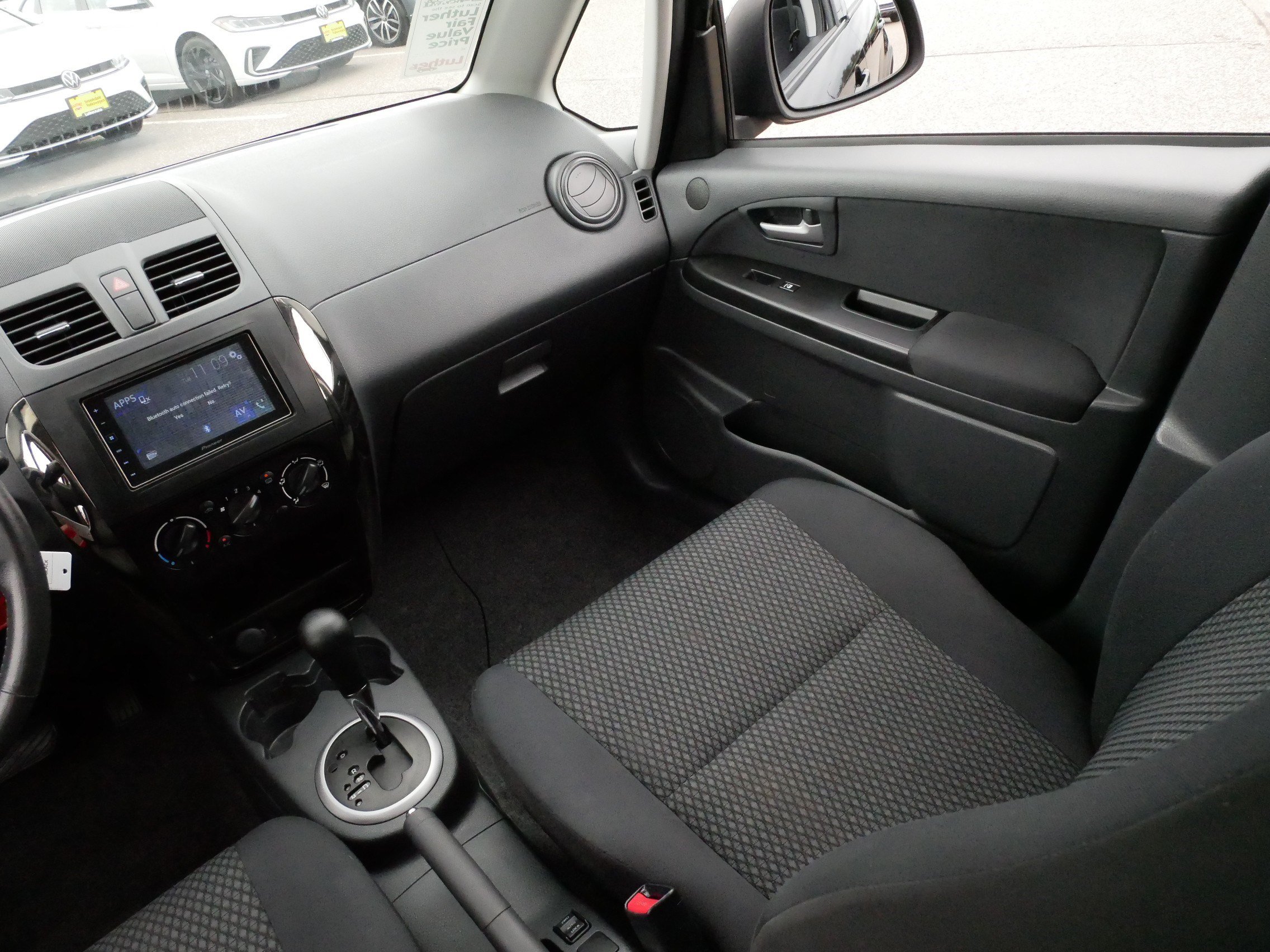 Used 2013 Suzuki SX4 Premium AWD/4WD image 11