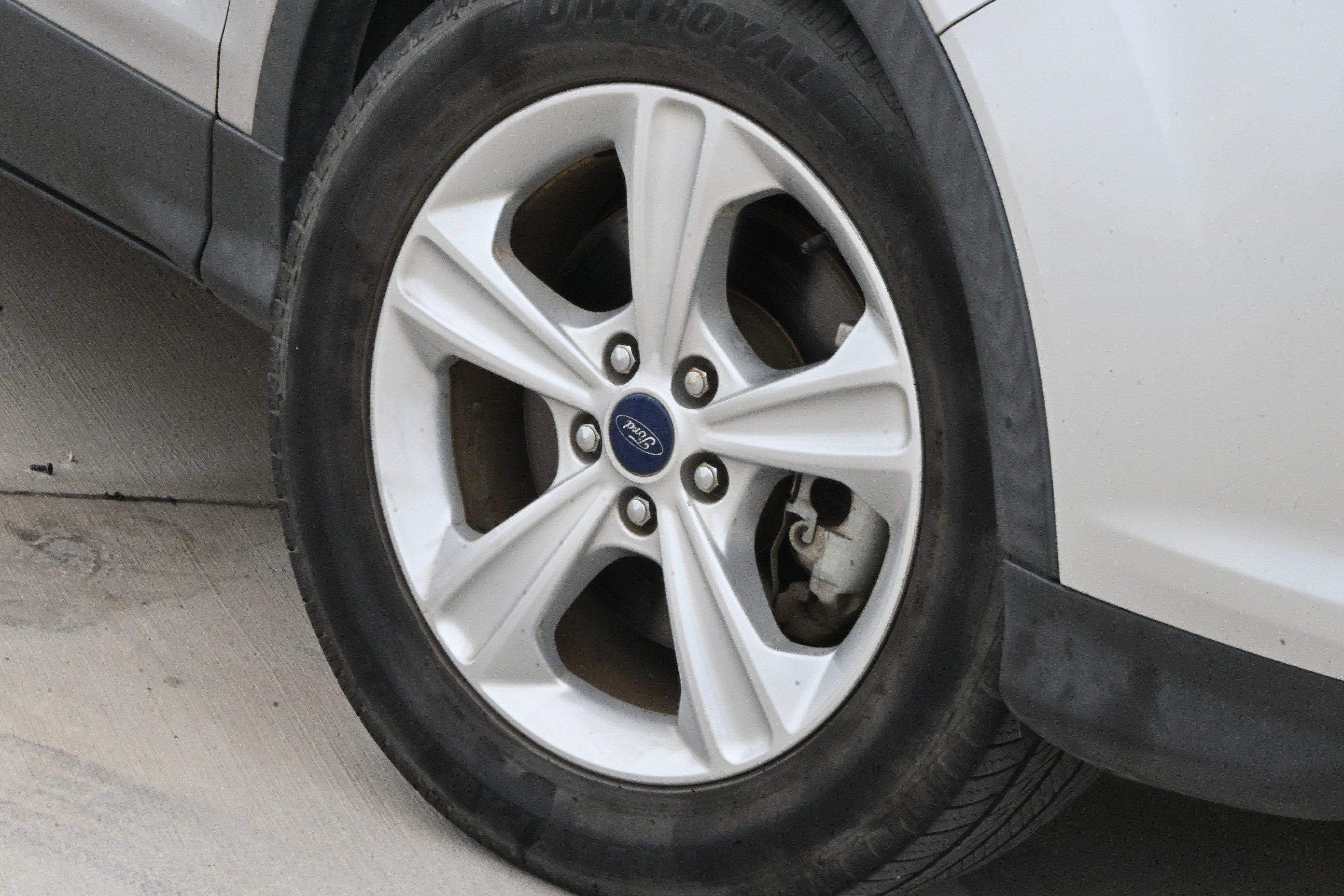 Used 2015 Ford Escape SE image 32