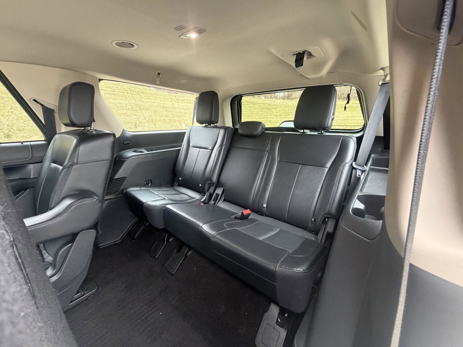 Used 2022 Ford Expedition Max XLT image 29