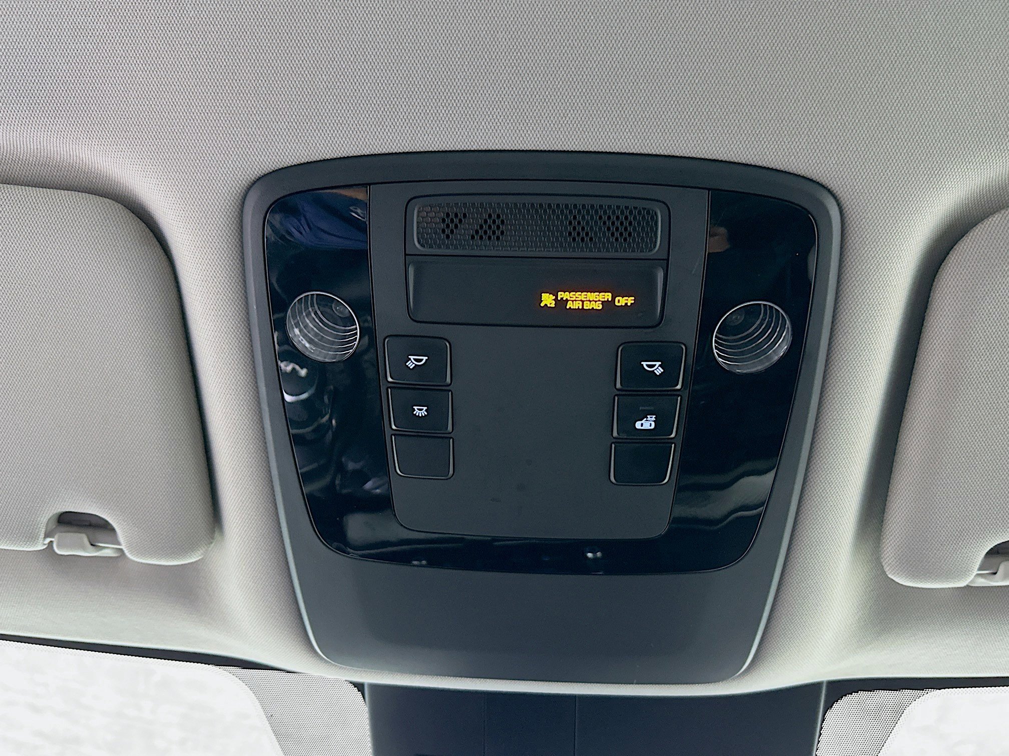 Used 2024 Kia Carnival LX image 18