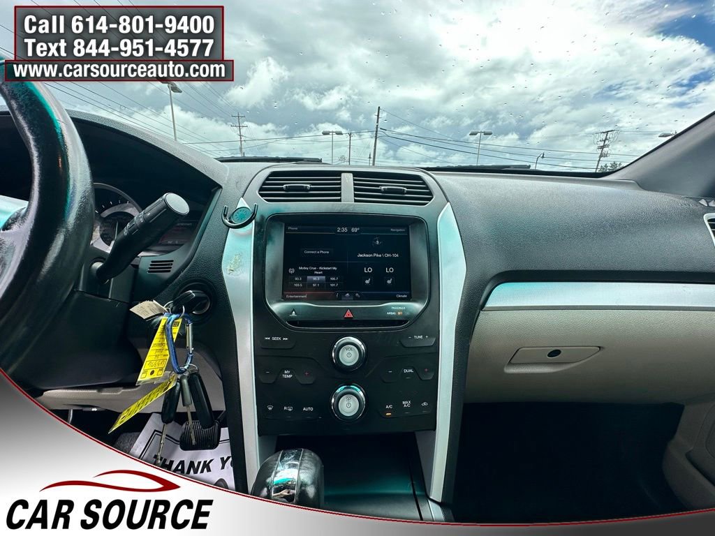 Used 2014 Ford Explorer XLT w/ Equipment Group 202A AWD/4WD image 15