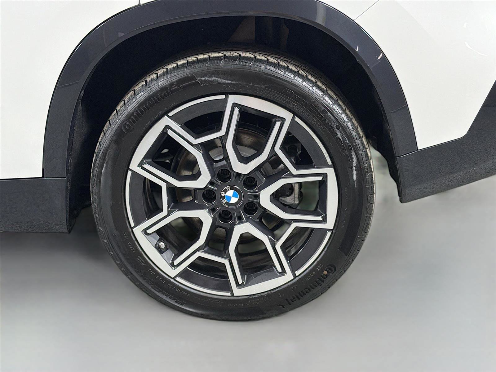 New 2026 BMW X1 xDrive28i w/ Technology Package AWD/4WD image 30