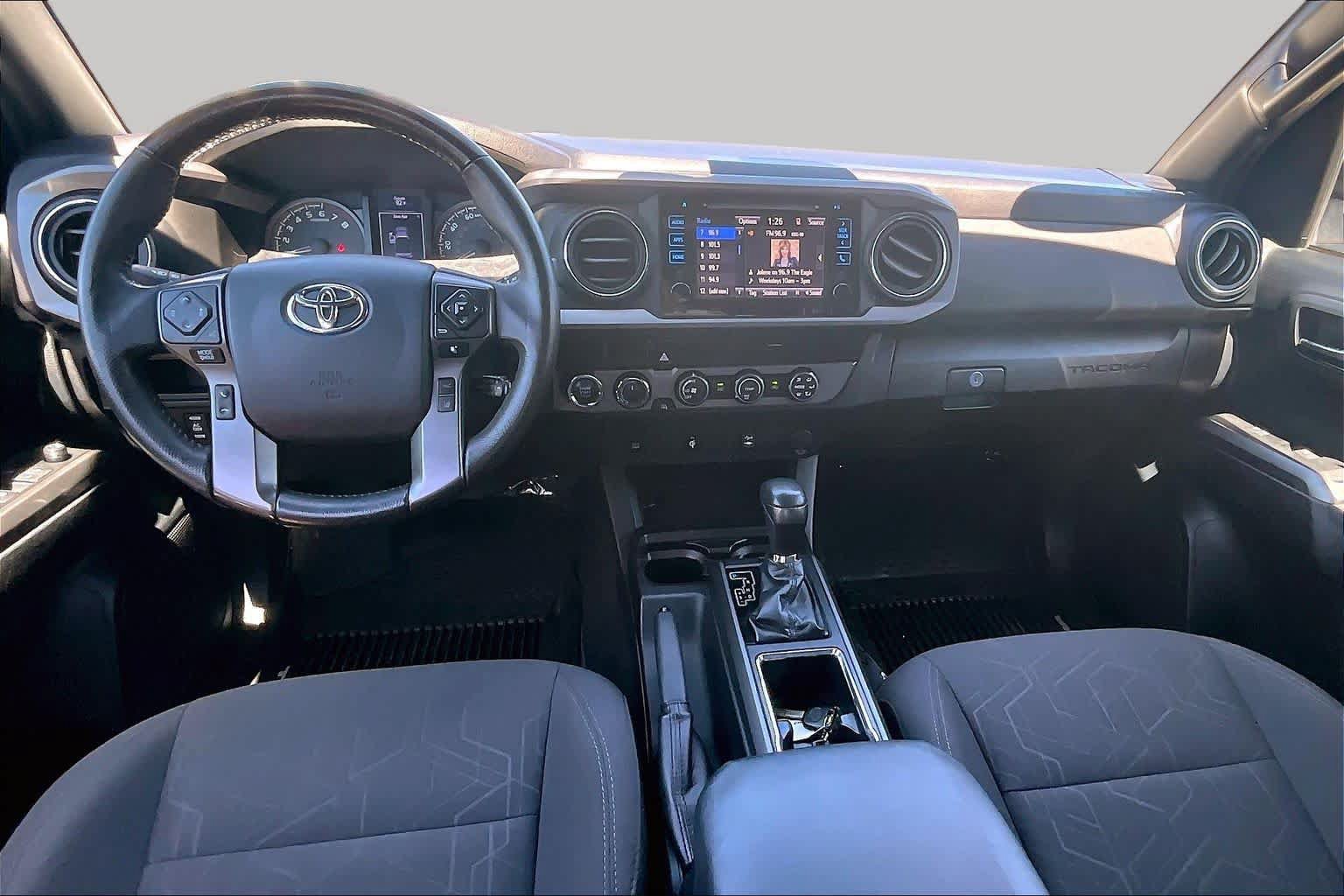 Certified 2019 Toyota Tacoma TRD Off-Road AWD/4WD image 15