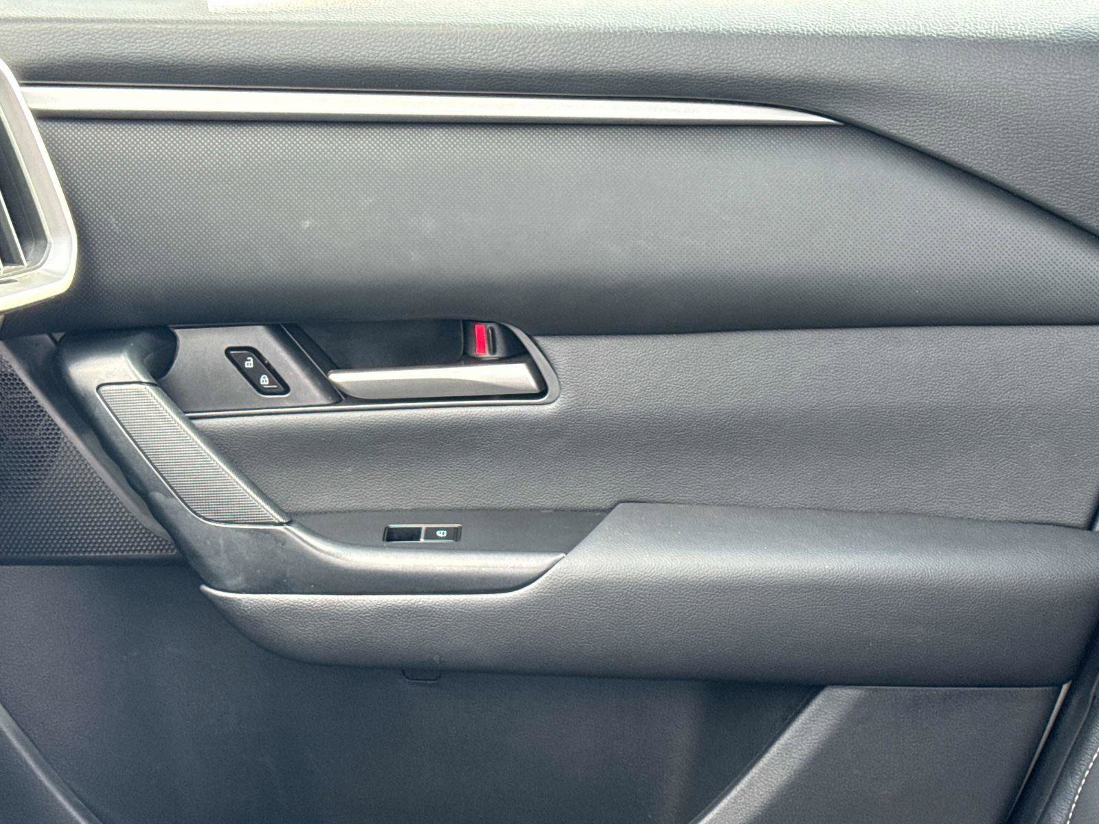 Certified 2025 MAZDA CX-50 AWD 2.5 S w/ Preferred Package image 22