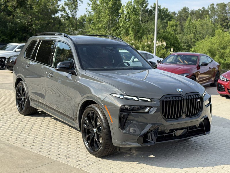 New 2026 BMW X7 M60i image 7