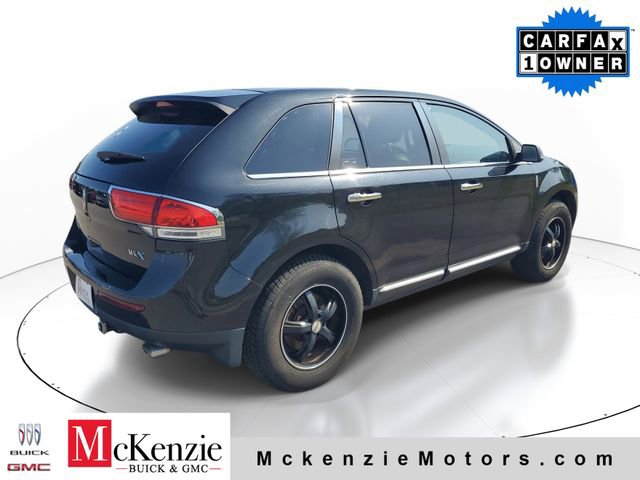 Used 2013 Lincoln MKX FWD image 4