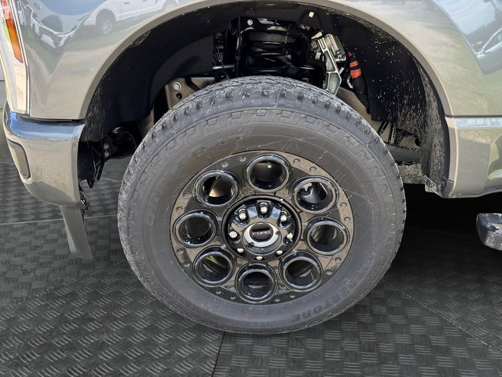 New 2025 Ford F350 Lariat w/ Lariat Ultimate Package image 17