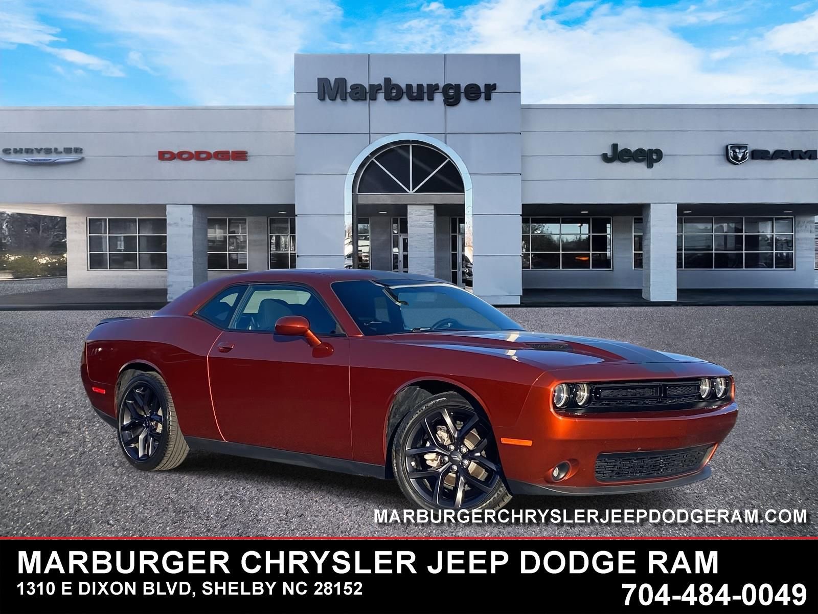 Used 2022 Dodge Challenger SXT w/ Blacktop Package RWD image 1