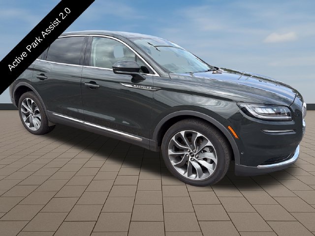 Certified 2023 Lincoln Nautilus Reserve w/ Equipment Group 201A AWD/4WD image 10