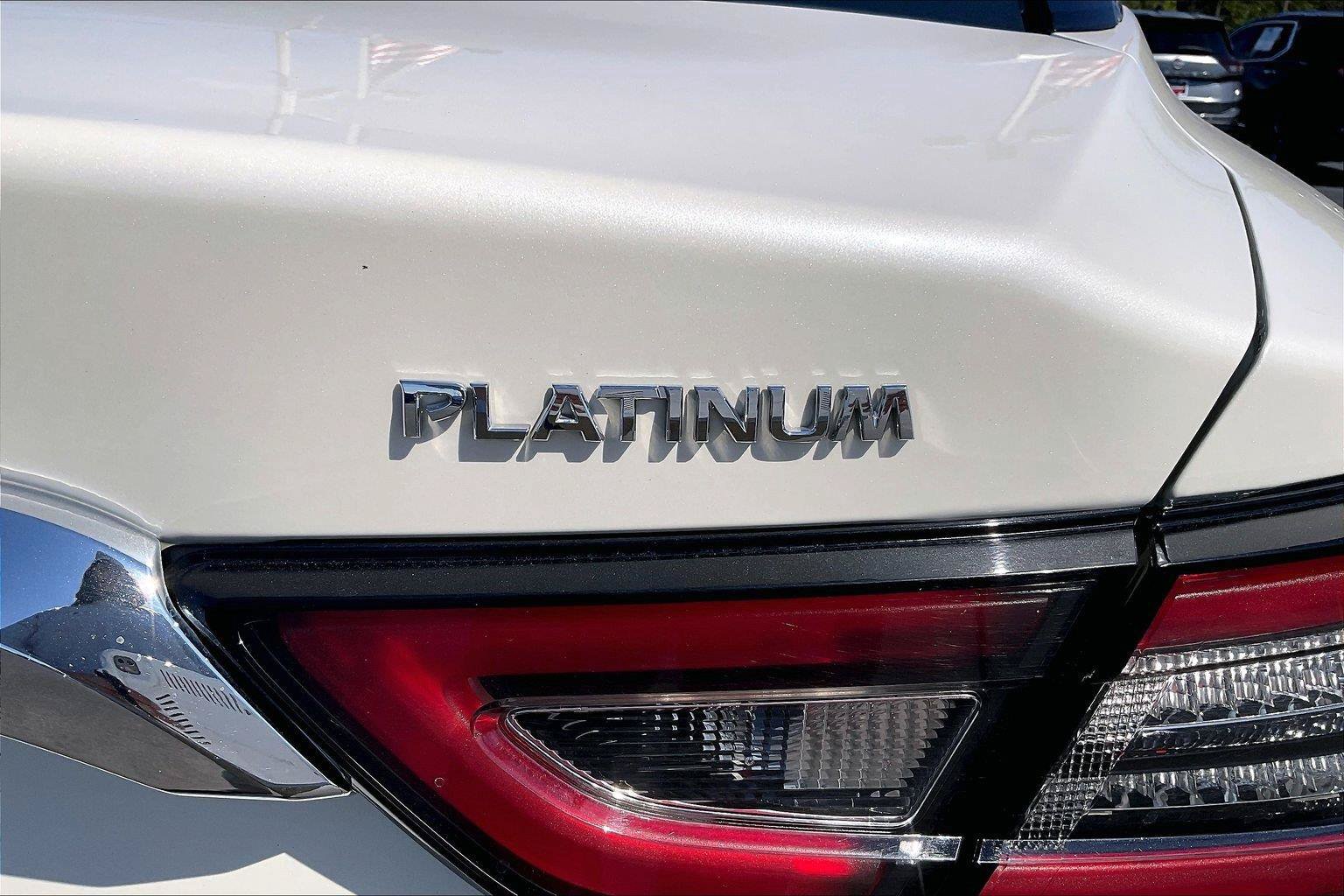 Certified 2023 Nissan Maxima Platinum w/ Sport Mat Group FWD image 9