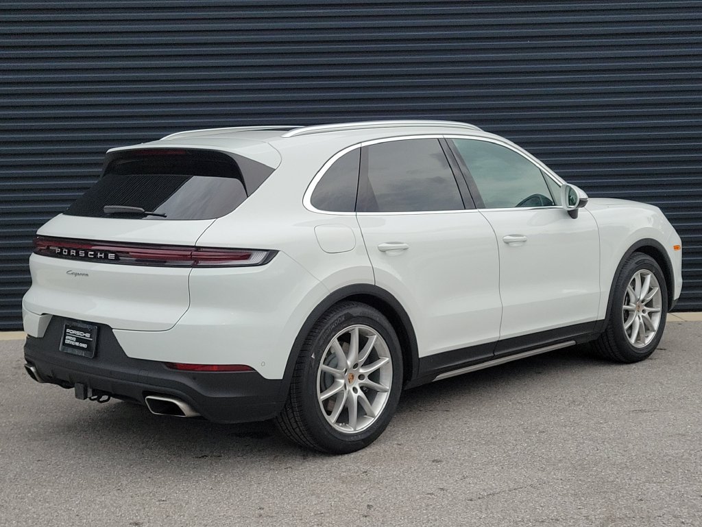 Certified 2026 Porsche Cayenne AWD/4WD image 7