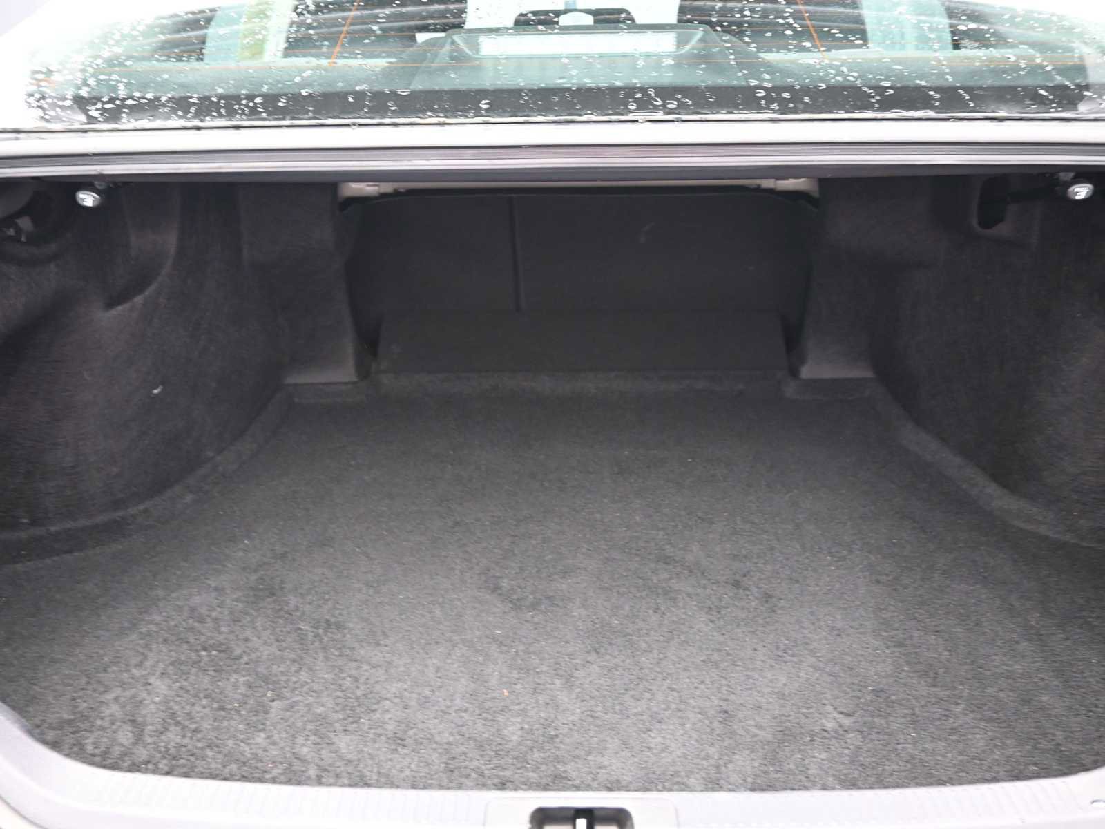 Used 2025 Toyota Camry LE image 18