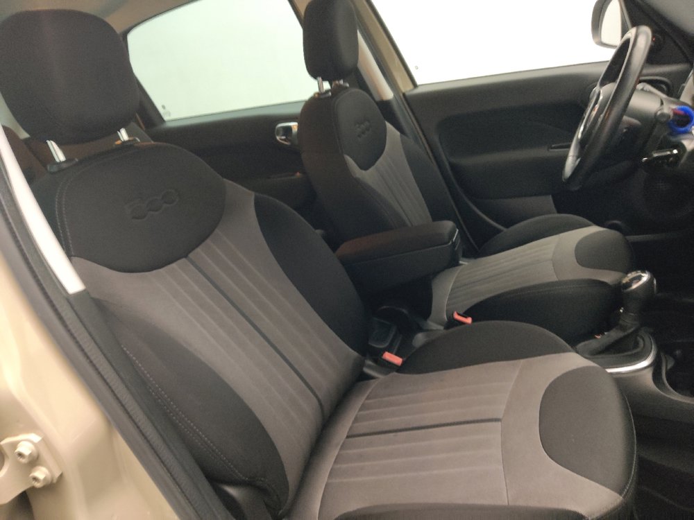 Used 2017 FIAT 500L Pop w/ Popular Equipment Package image 21