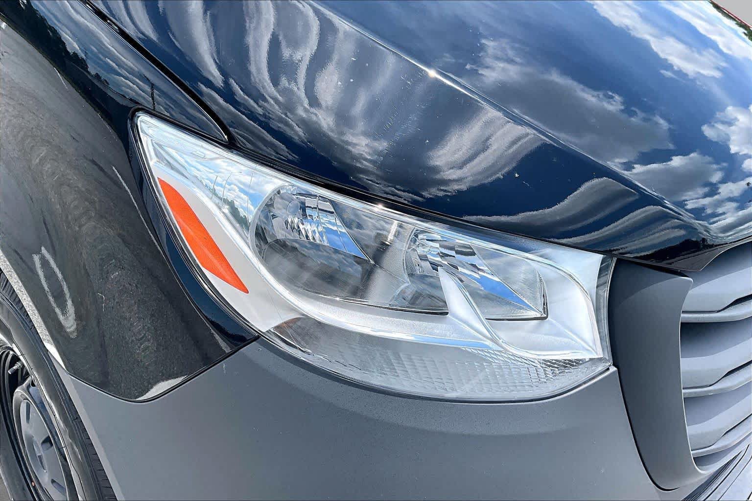 Used 2025 Mercedes-Benz Sprinter 2500 image 47