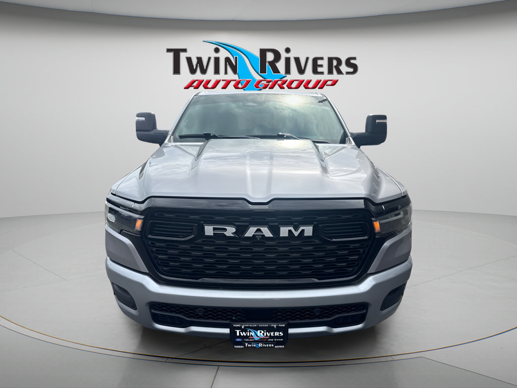 Used 2025 RAM 1500 Big Horn AWD/4WD image 7