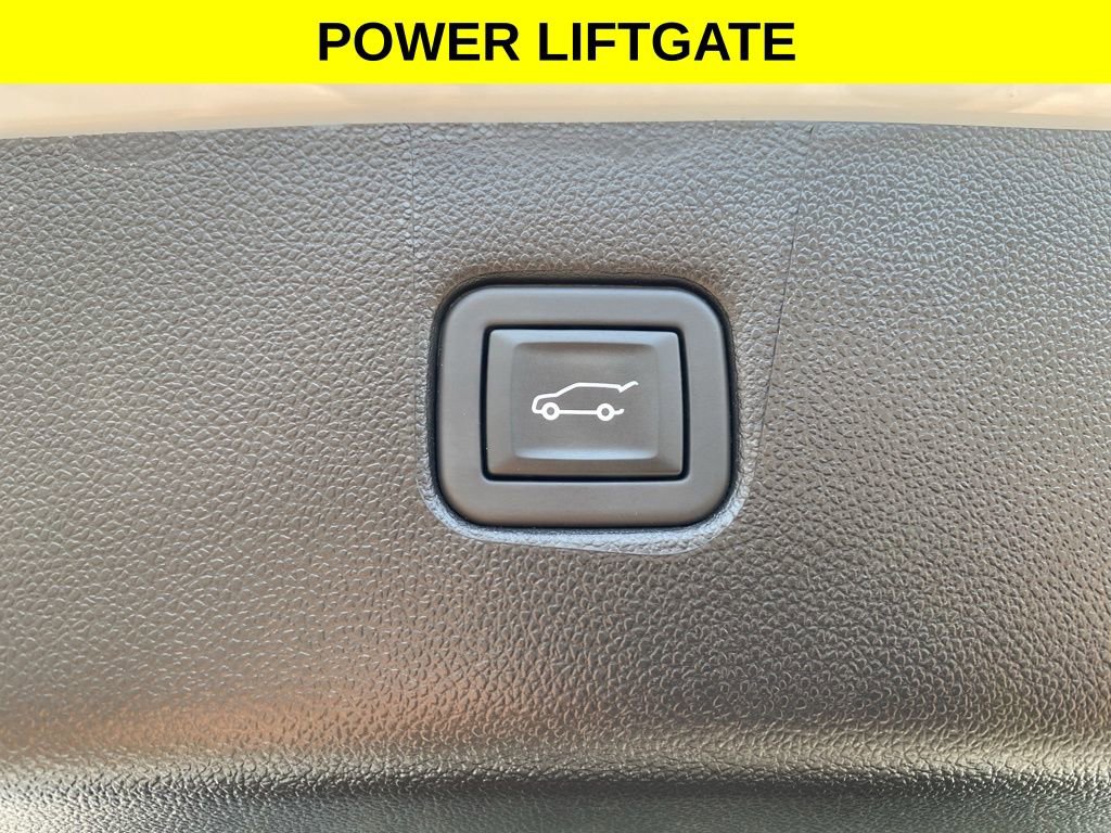 Used 2024 Chevrolet Blazer LT w/ Convenience Package image 15