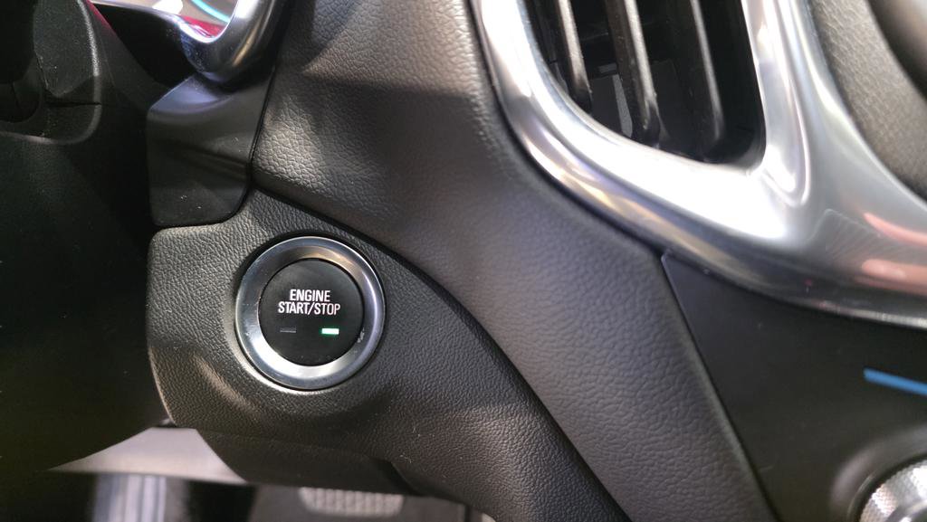 Used 2021 Chevrolet Equinox LT image 23