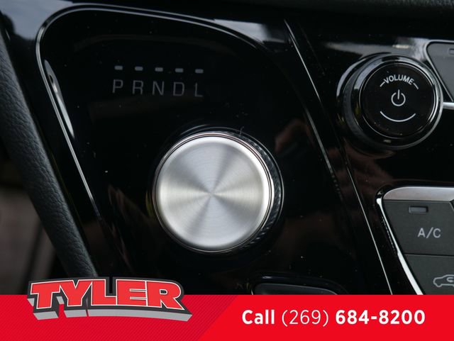 New 2026 Chrysler Pacifica Select FWD image 30