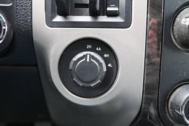 Used 2015 Ford Expedition Limited w/ Equipment Group 301A AWD/4WD image 14