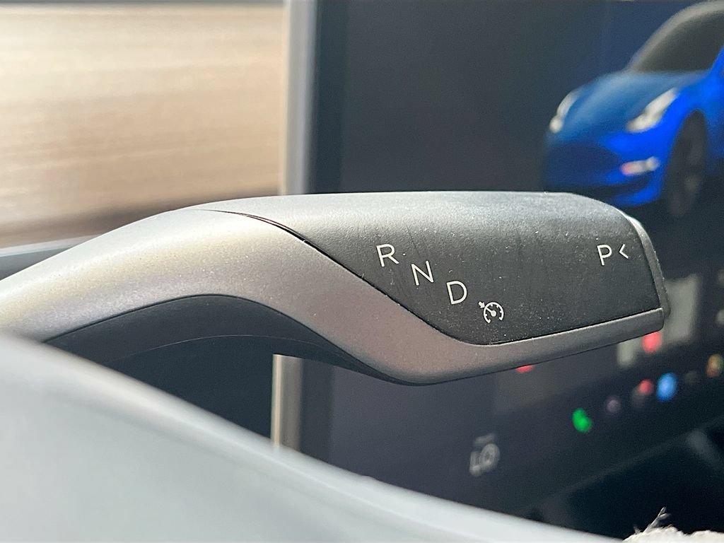 Used 2023 Tesla Model 3 Standard Range RWD image 16