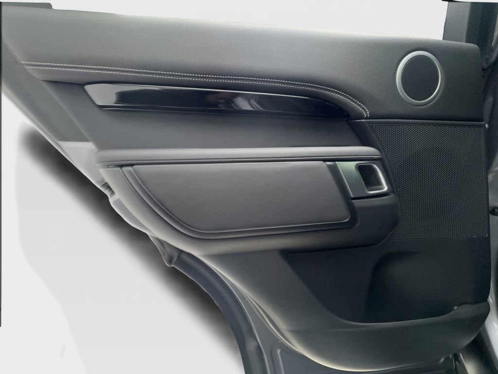 Used 2023 Land Rover Discovery HSE R-Dynamic image 26