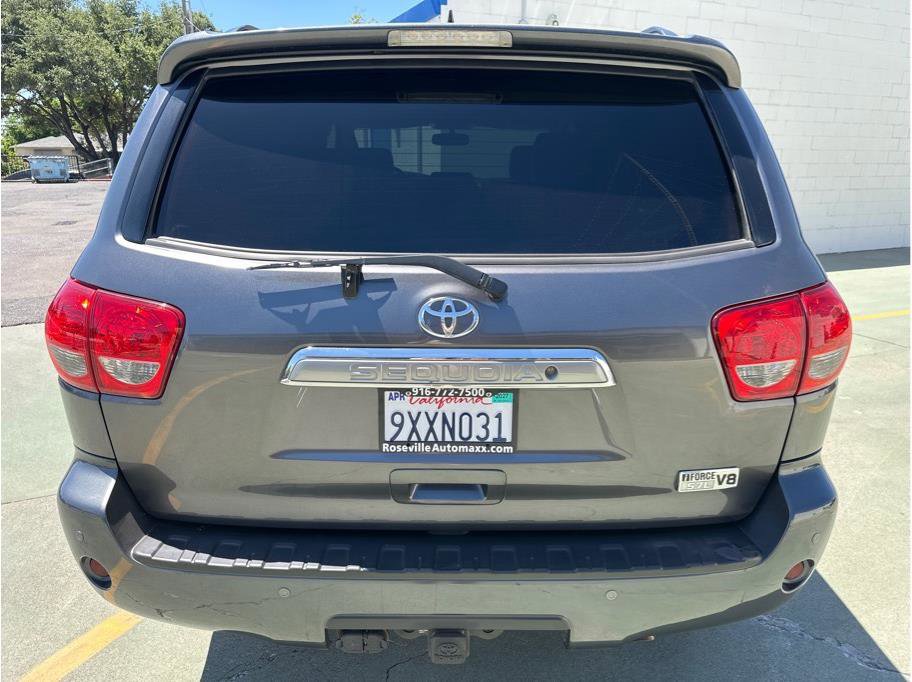 Used 2016 Toyota Sequoia Limited w/ Safety & Convenience Package AWD/4WD image 8