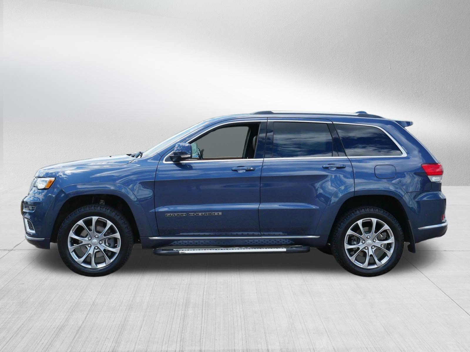 Used 2021 Jeep Grand Cherokee Summit AWD/4WD image 4